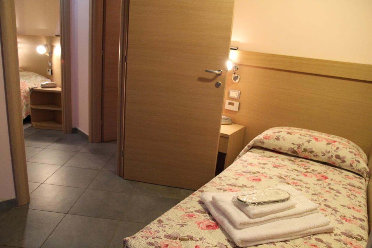 Albergo Verdi نوفي ليغوري المظهر الخارجي الصورة